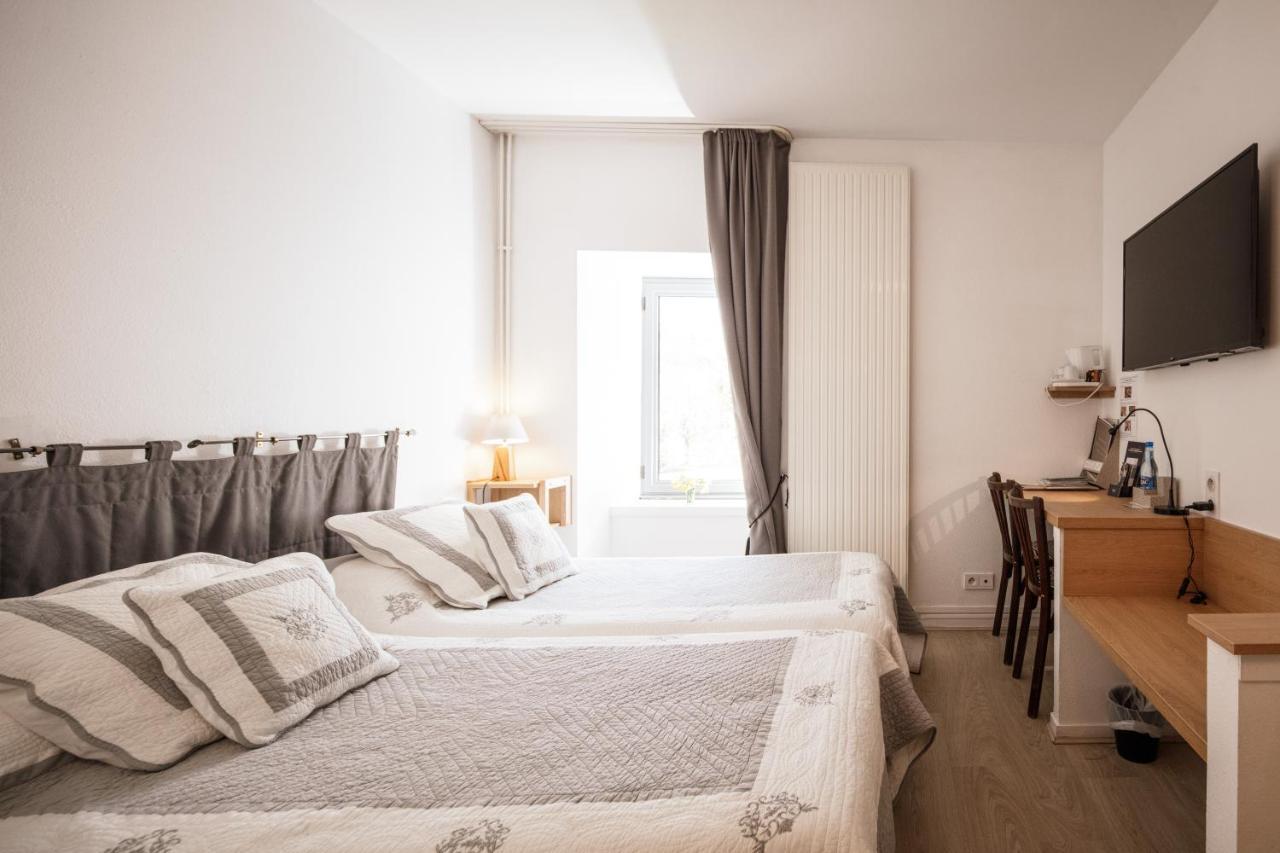 Hôtel Restaurant de la Poste et La Grange Détente, espace bien-être Châteauneuf-de-Randon Quarto foto